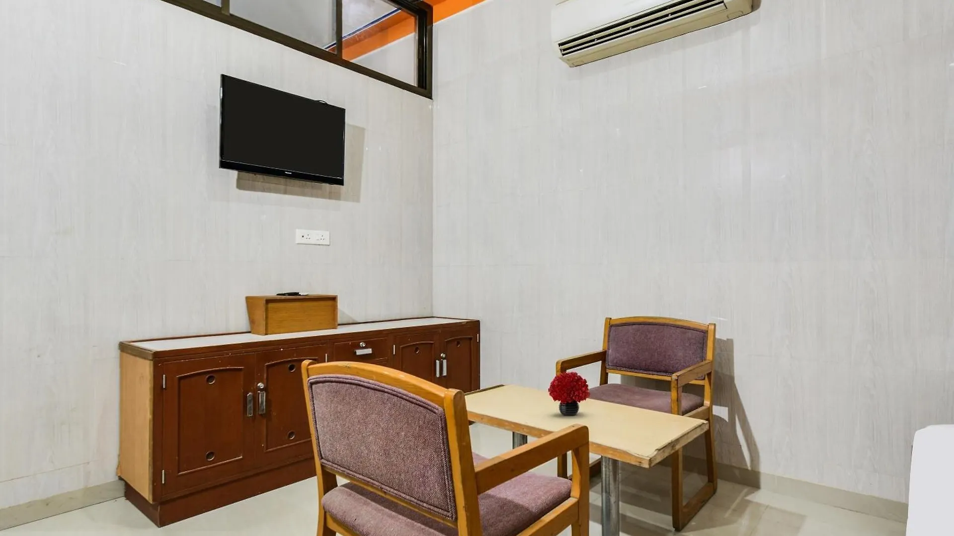Hotel O Geetanjali 우다이푸르 4*,