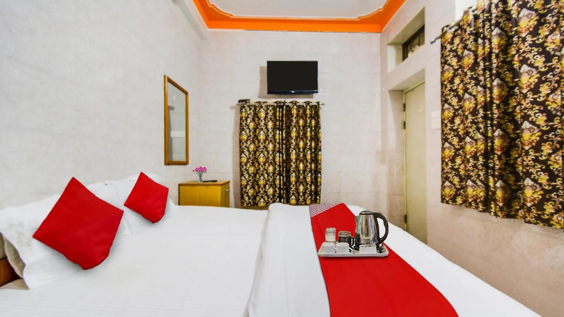 Hotel O Geetanjali 우다이푸르 4*,  인도